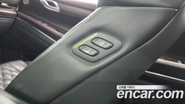 Genesis GV80 2022 — photo 34