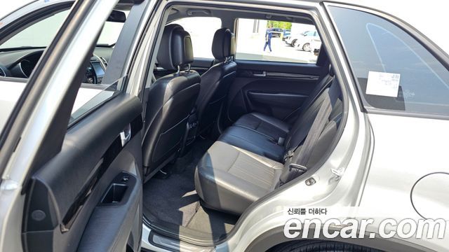 Kia Sorento 2013 — photo 17