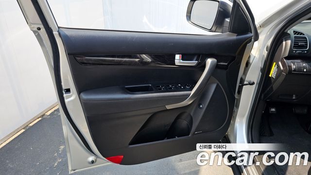 Kia Sorento 2013 — photo 14