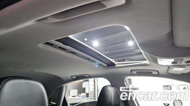 Audi A4 2014 — photo 18