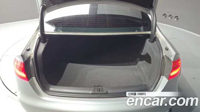 Audi A4 2014 — photo 20