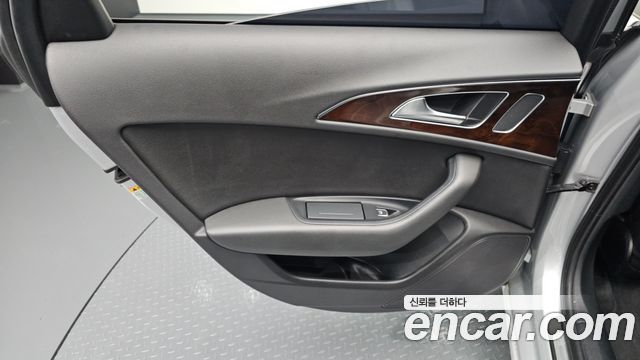 Audi A6 2014 — photo 15