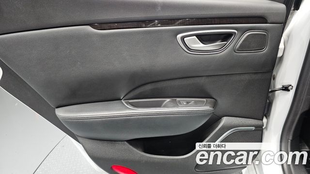 Renault Korea SM6 2019 — photo 15