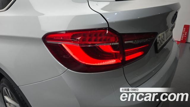 BMW X6 2017 — photo 9