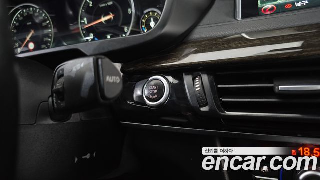 BMW X6 2017 — photo 29