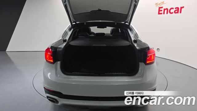 BMW X6 2017 — photo 31