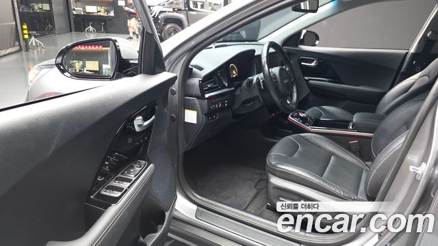 Kia Niro 2022 — photo 10