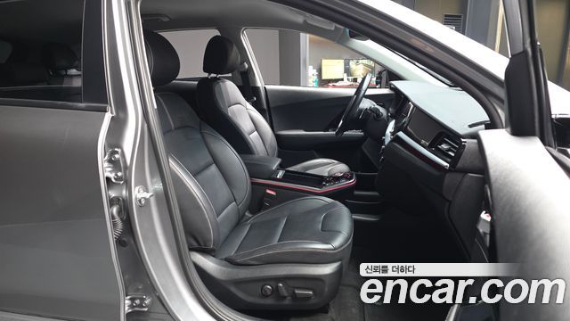 Kia Niro 2022 — photo 11