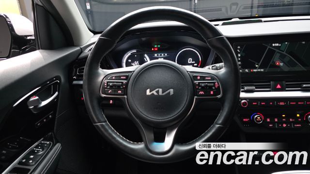 Kia Niro 2022 — photo 13