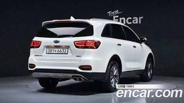 Kia Sorento 2018 — photo 2