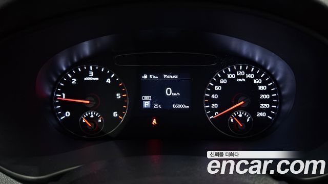 Kia Sorento 2018 — photo 8