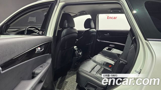 Kia Sorento 2018 — photo 11
