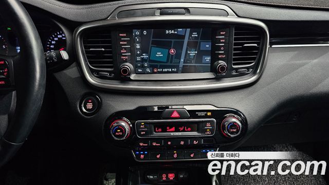 Kia Sorento 2018 — photo 12
