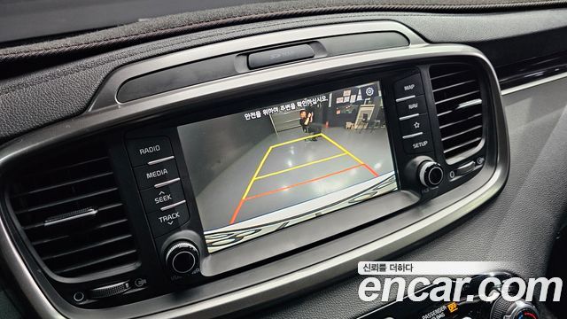 Kia Sorento 2018 — photo 14