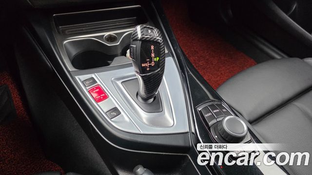 BMW 1-Series 2016 — photo 9