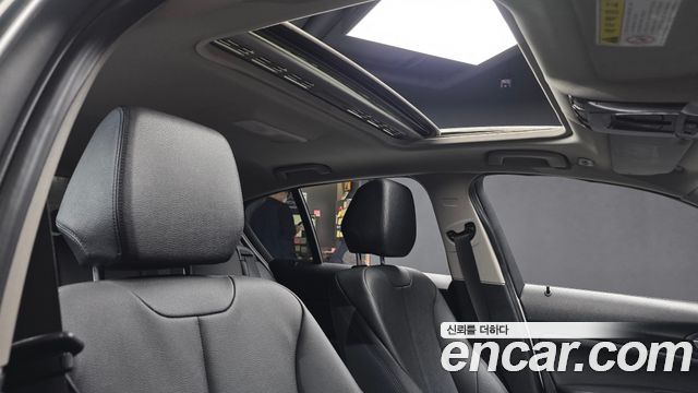 BMW 1-Series 2016 — photo 17