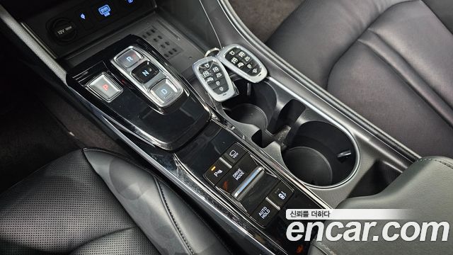 Hyundai Sonata 2022 — photo 9