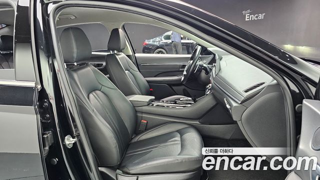 Hyundai Sonata 2022 — photo 12