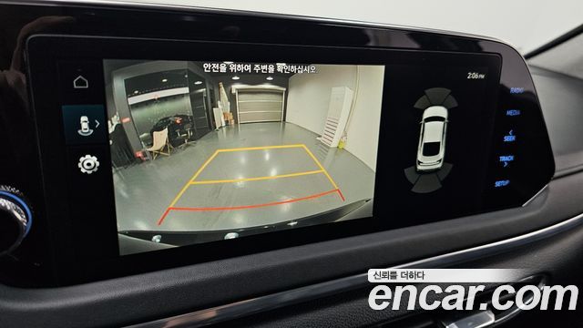 Hyundai Sonata 2022 — photo 14