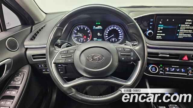 Hyundai Sonata 2022 — photo 15