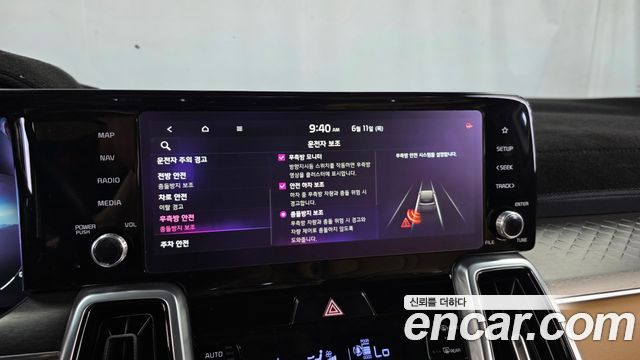 Kia Sorento 2021 — photo 16