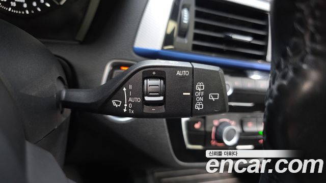BMW 1-Series 2018 — photo 28