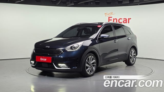 Kia Niro 2017 — photo 1