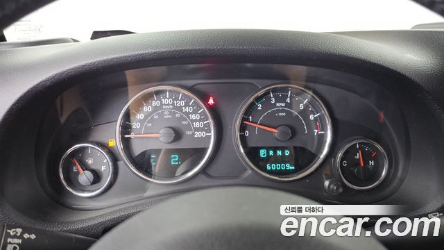 Jeep Wrangler 2017 — photo 8