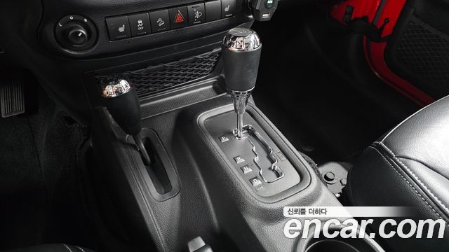 Jeep Wrangler 2017 — photo 9