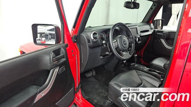 Jeep Wrangler 2017 — photo 10