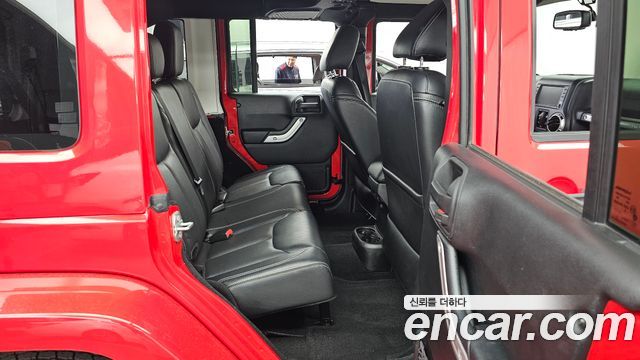 Jeep Wrangler 2017 — photo 12