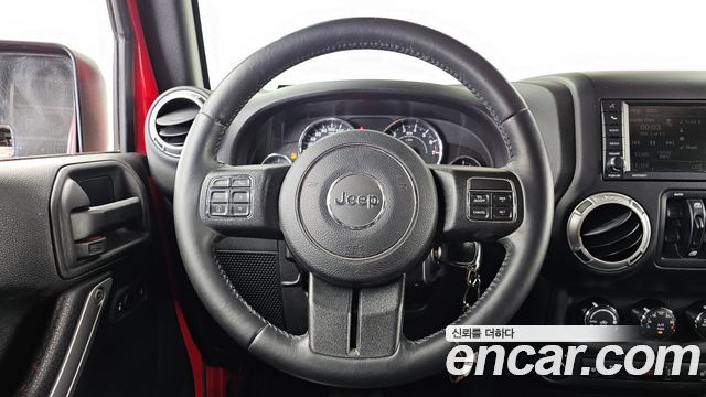 Jeep Wrangler 2017 — photo 13