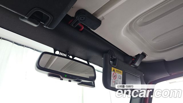Jeep Wrangler 2017 — photo 17