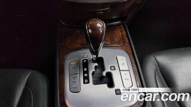 Hyundai Genesis 2011 — photo 9