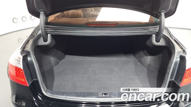 Hyundai Genesis 2011 — photo 19