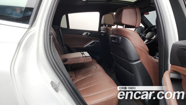 BMW X6 2022 — photo 11