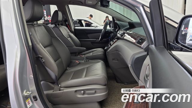 Honda Odyssey 2013 — photo 11