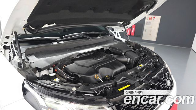 Land Rover Discovery Sport 2025 — photo 6