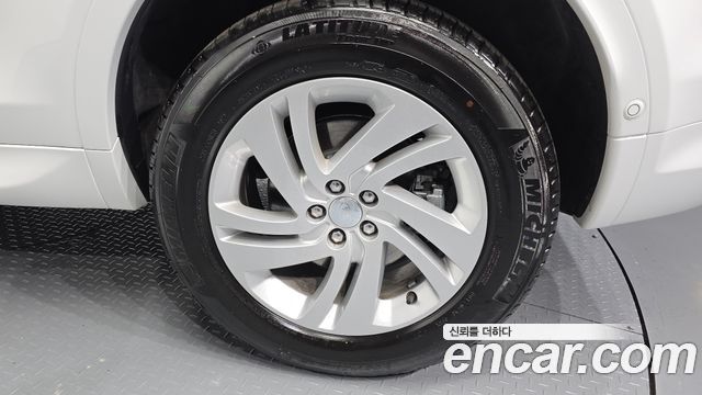 Land Rover Discovery Sport 2025 — photo 7