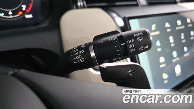 Land Rover Discovery Sport 2025 — photo 28