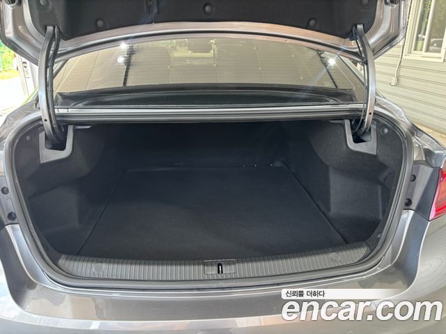 Renault Korea SM6 2016 — photo 14
