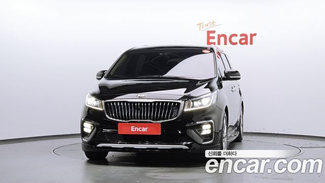 Kia Canival 2019 — photo 3