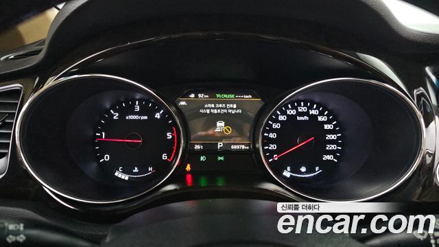 Kia Canival 2019 — photo 8