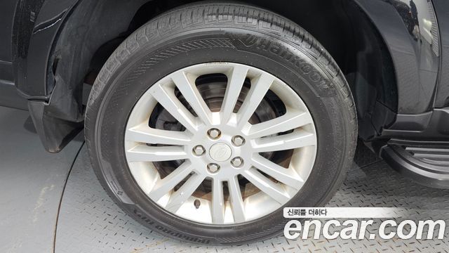 Land Rover Discovery 2014 — photo 5