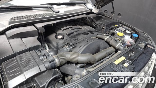 Land Rover Discovery 2014 — photo 6