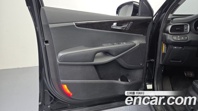 Kia Sorento 2017 — photo 14