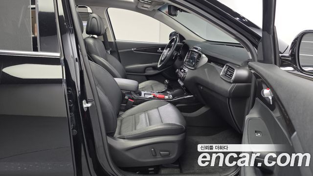 Kia Sorento 2017 — photo 16