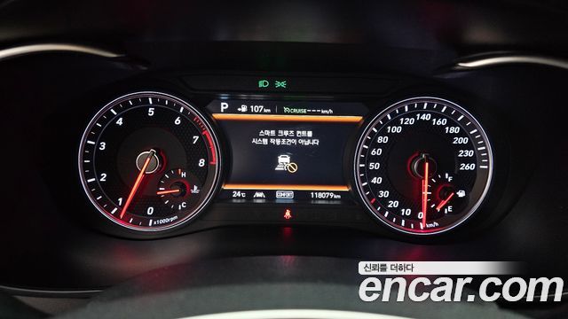 Genesis G70 2019 — photo 8