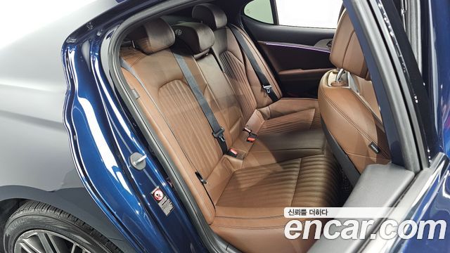 Genesis G70 2019 — photo 11