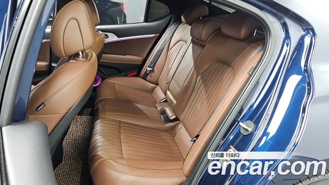 Genesis G70 2019 — photo 12